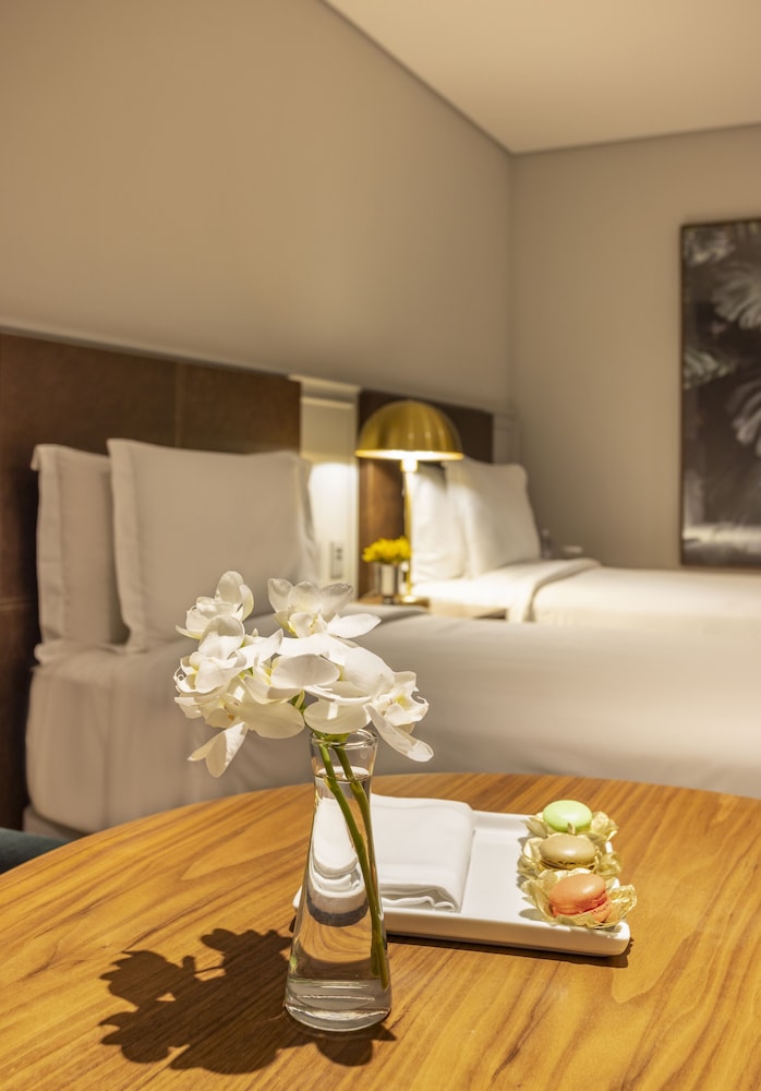 Executive Apartment, 1 King Bed - Photo 1