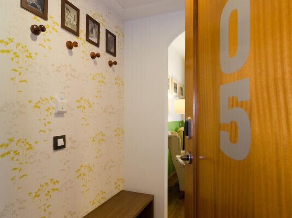Double Room, 1 King Bed, City View