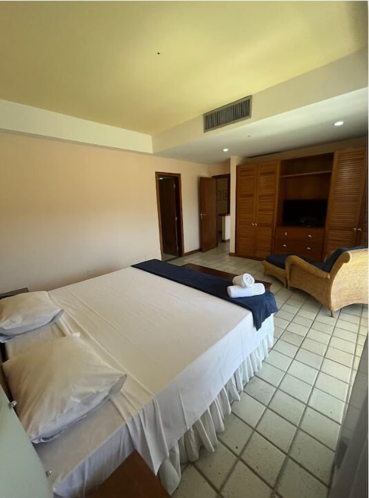 Deluxe Studio Suite