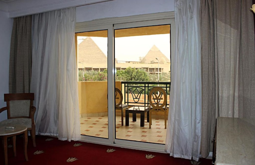 Superior Double Room Pyramids View - Photo 27