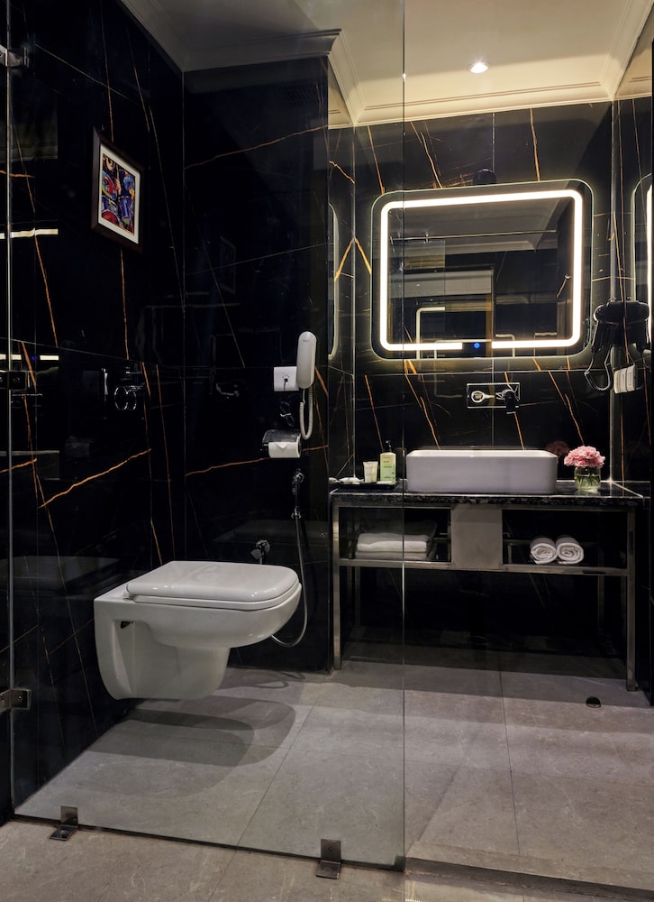Executive Twin Room - Photo 4