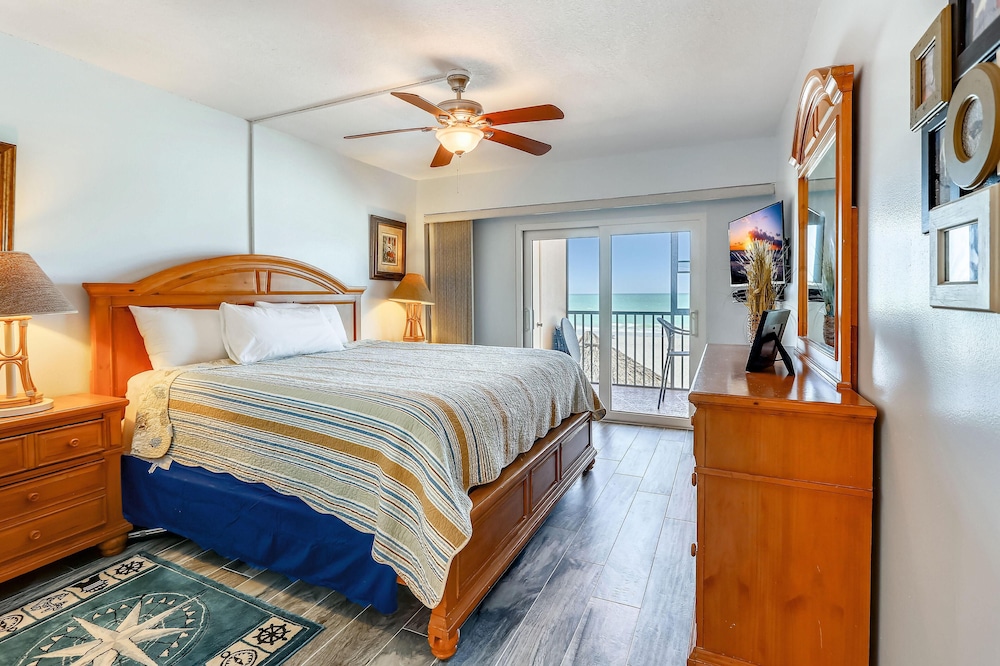 Condo, Multiple Beds (Villa Madeira 203 - Premier) photo 1