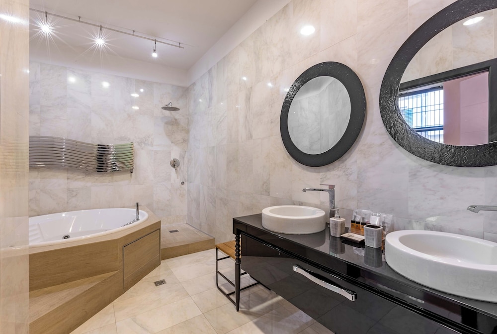 Junior Suite - Photo 15
