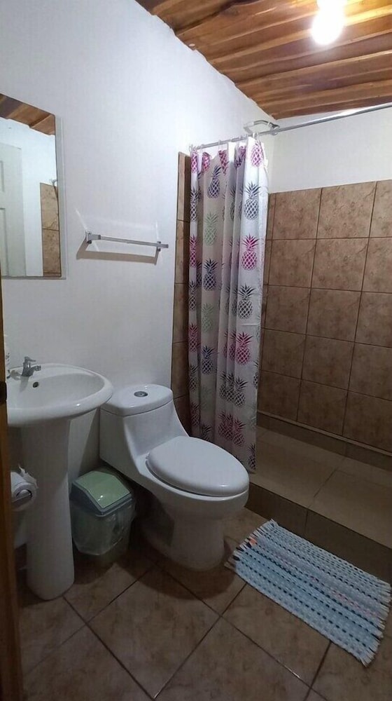 Basic Double Room photo 2