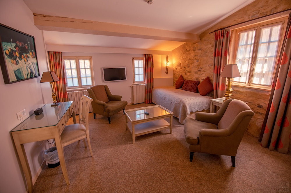 Junior Suite - Photo 1