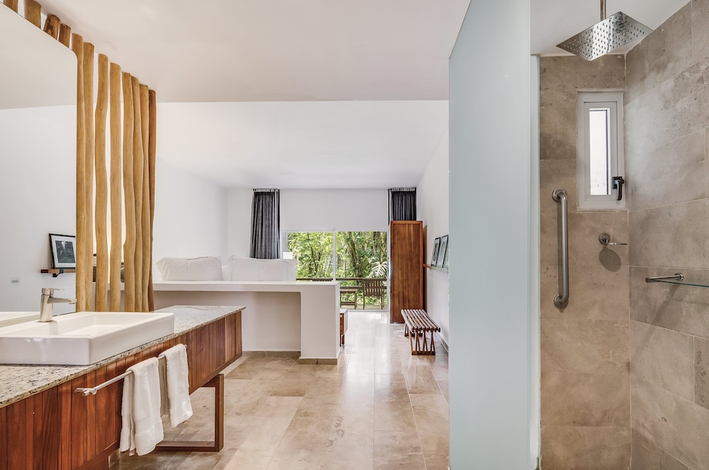 Room, 1 King Bed, Non Smoking (casita)