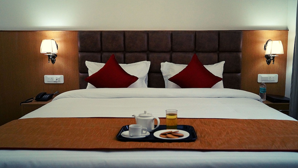 Deluxe Room - Photo 1