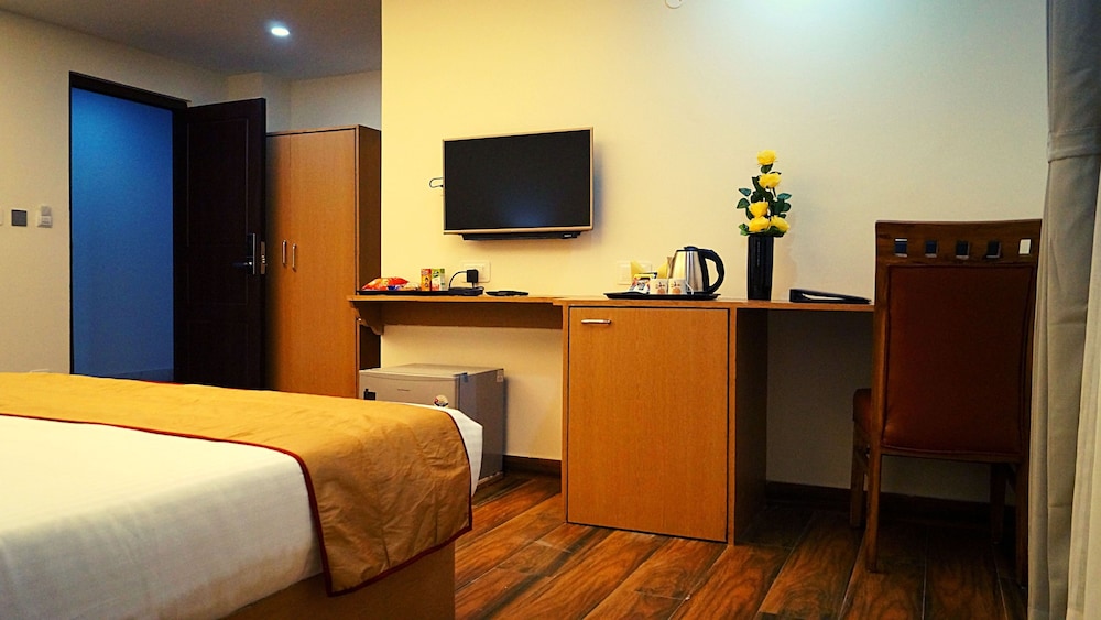 Deluxe Room - Photo 25