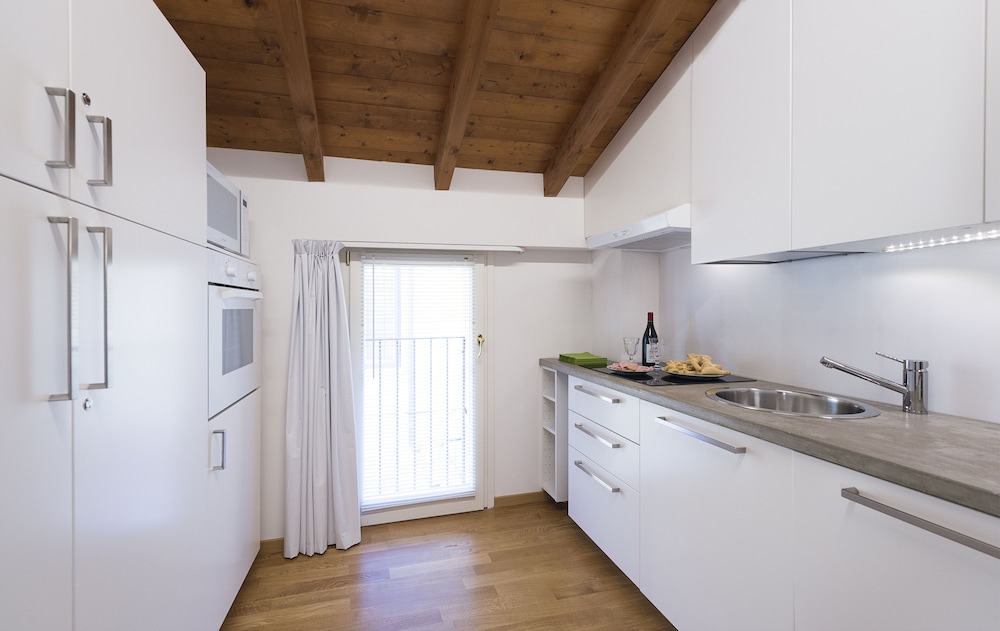 Superior Apartment, Annex Building thumbnail 5