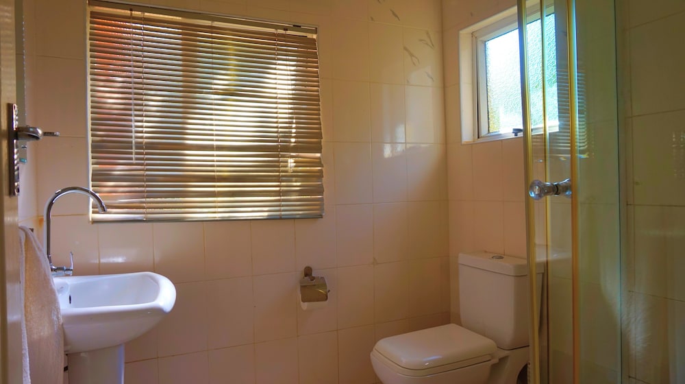 Deluxe Double or Twin Room, 1 Double or 2 Twin Beds photo 2