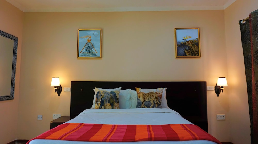 Deluxe Double or Twin Room, 1 Double or 2 Twin Beds photo 3