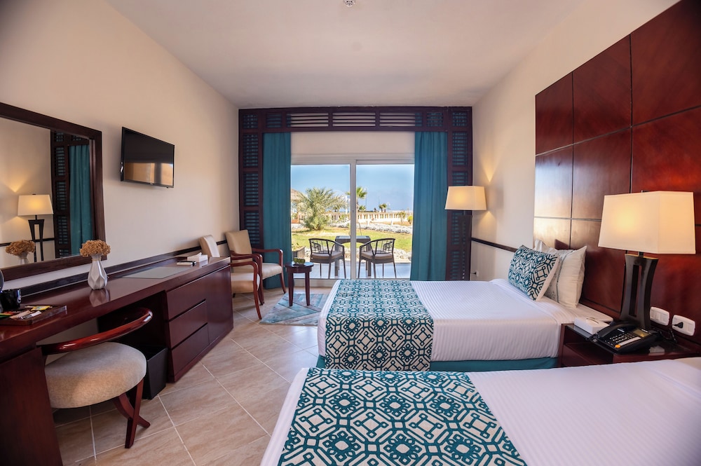 Family Room, Sea View