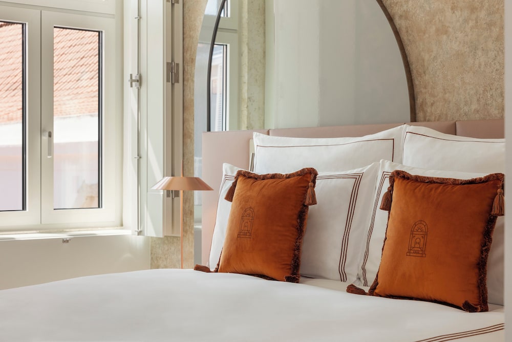 Room (Cosy)