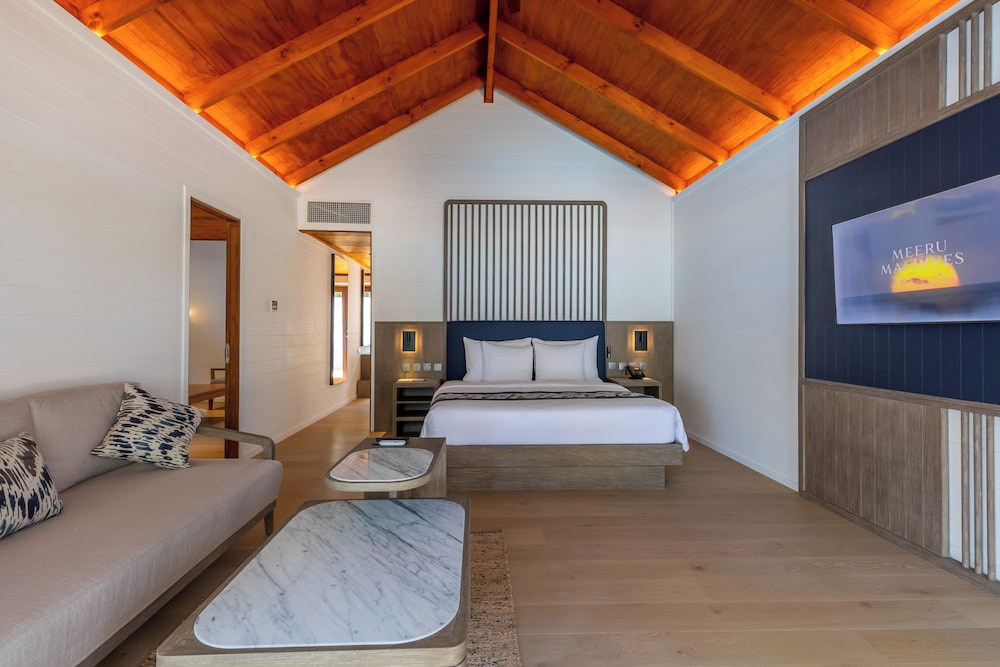 Two Bedroom Beach Pool Villa - Photo 4