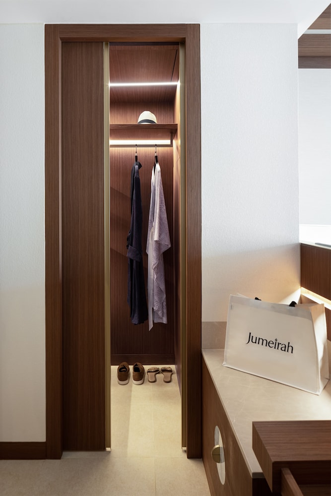 Deluxe Room (Ocean) - Photo 3