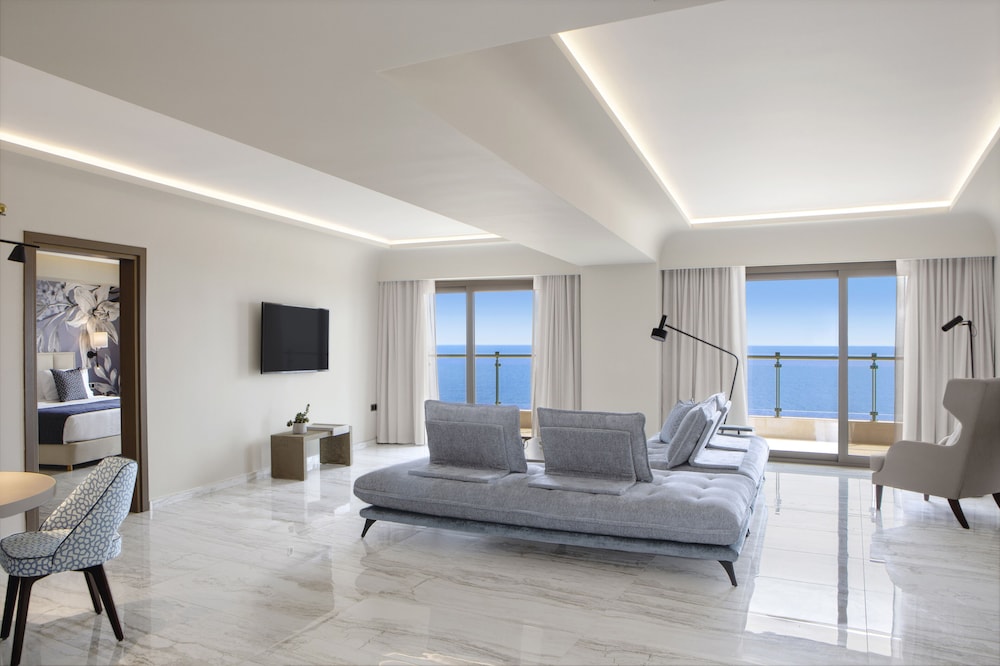 Executive Suite, Sea View - Photo 5
