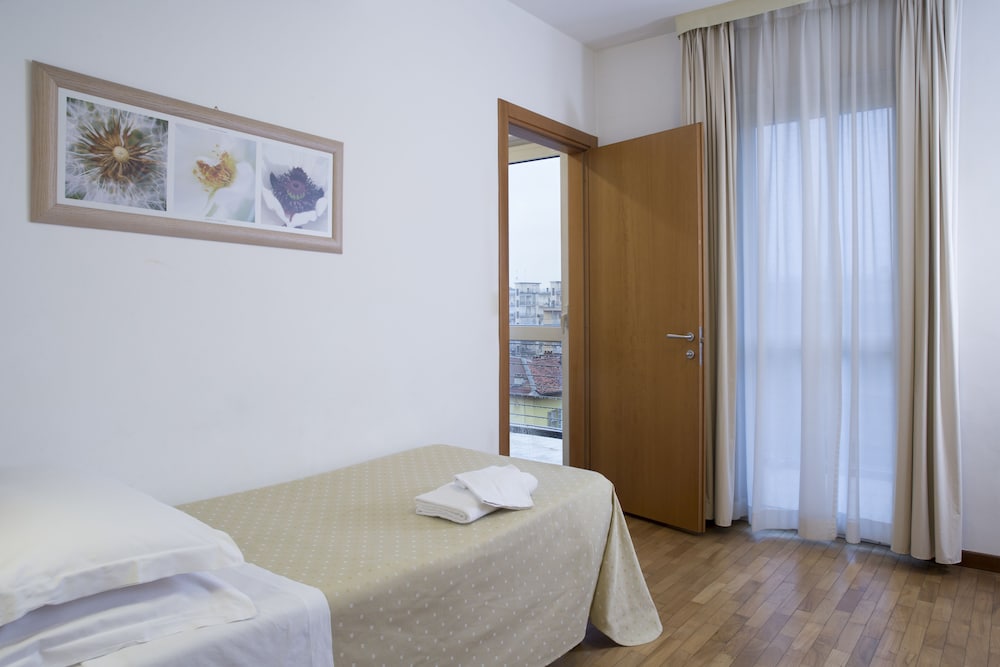 Classic Single Room