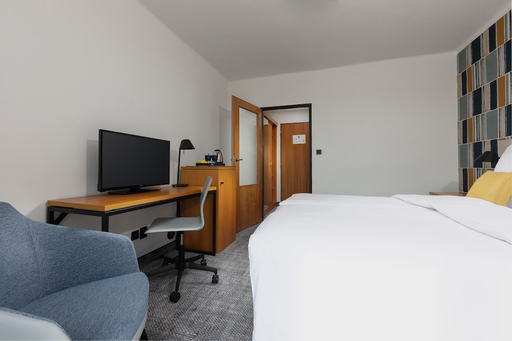 Deluxe Double Room, Balcony photo 2