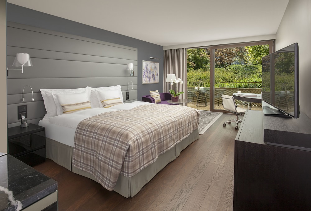 Deluxe Room, Balcony, Park View