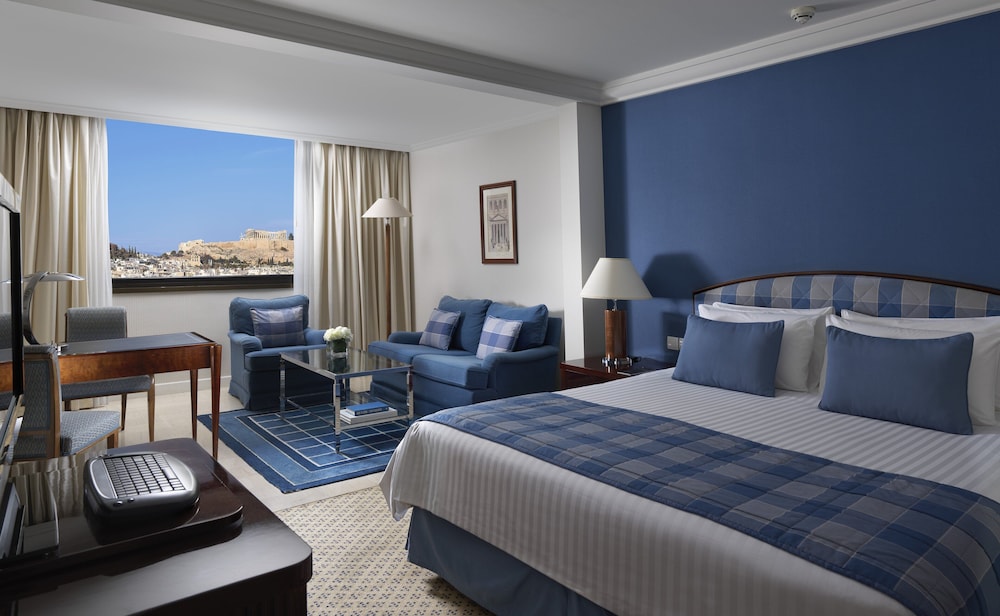 Premium Room, 1 King Bed, Club Lounge Access photo 3