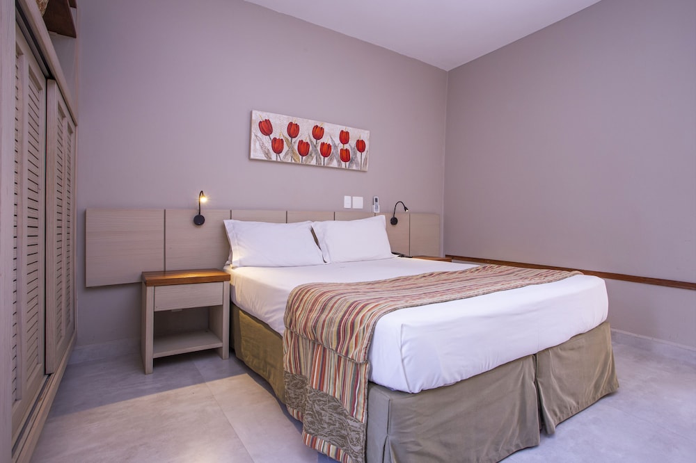 Deluxe Suite, Accessible photo 1