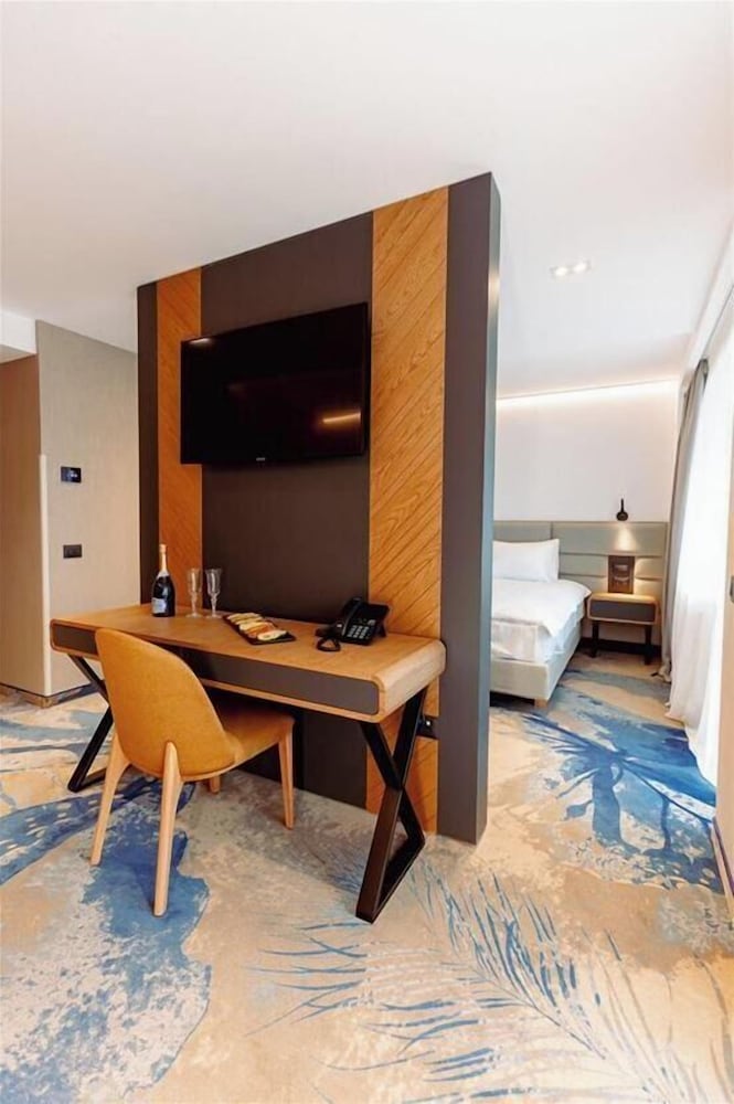 Superior Suite, Mountain View