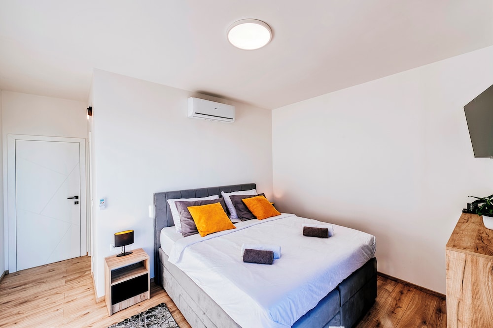 Luxury Villa, Mobility Accessible, Private Pool