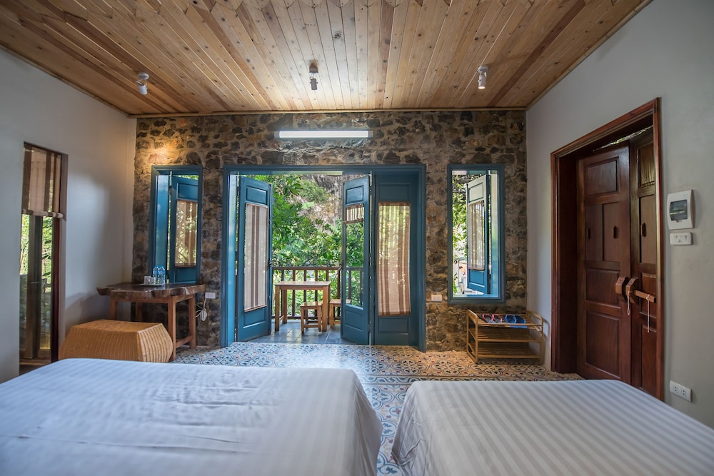 Family Triple Room, Mountain View photo 1