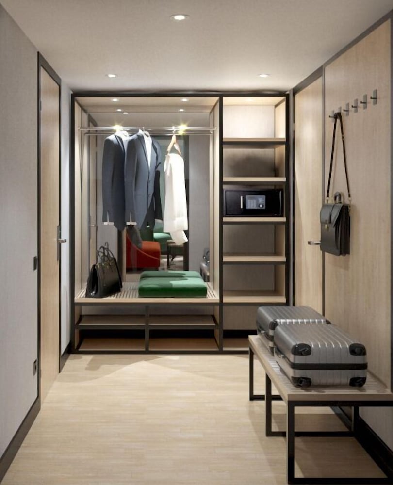 Suite photo 1
