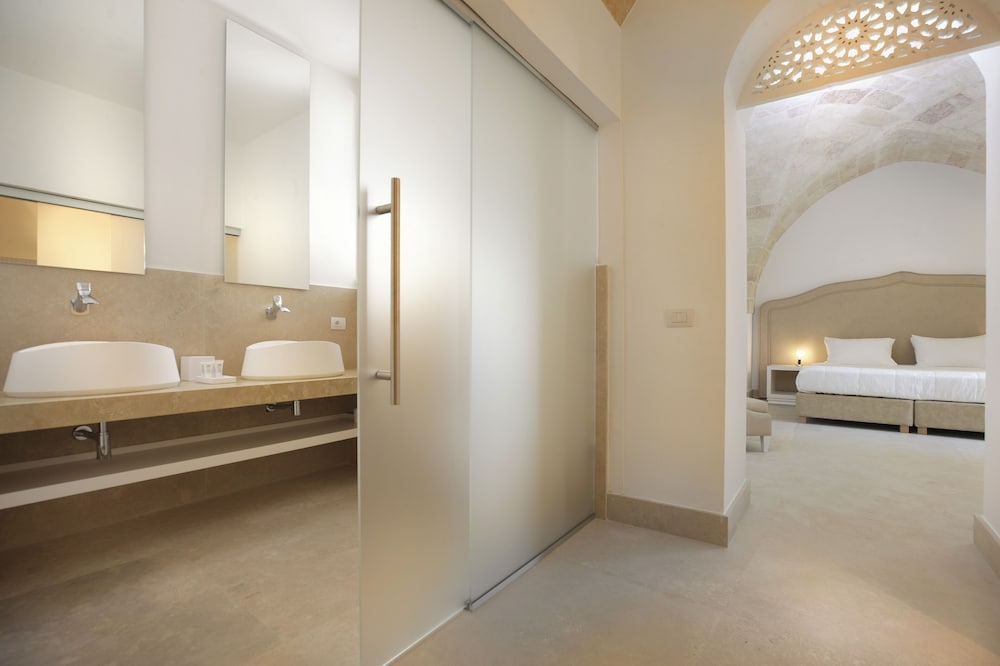 Luxury Villa photo 2