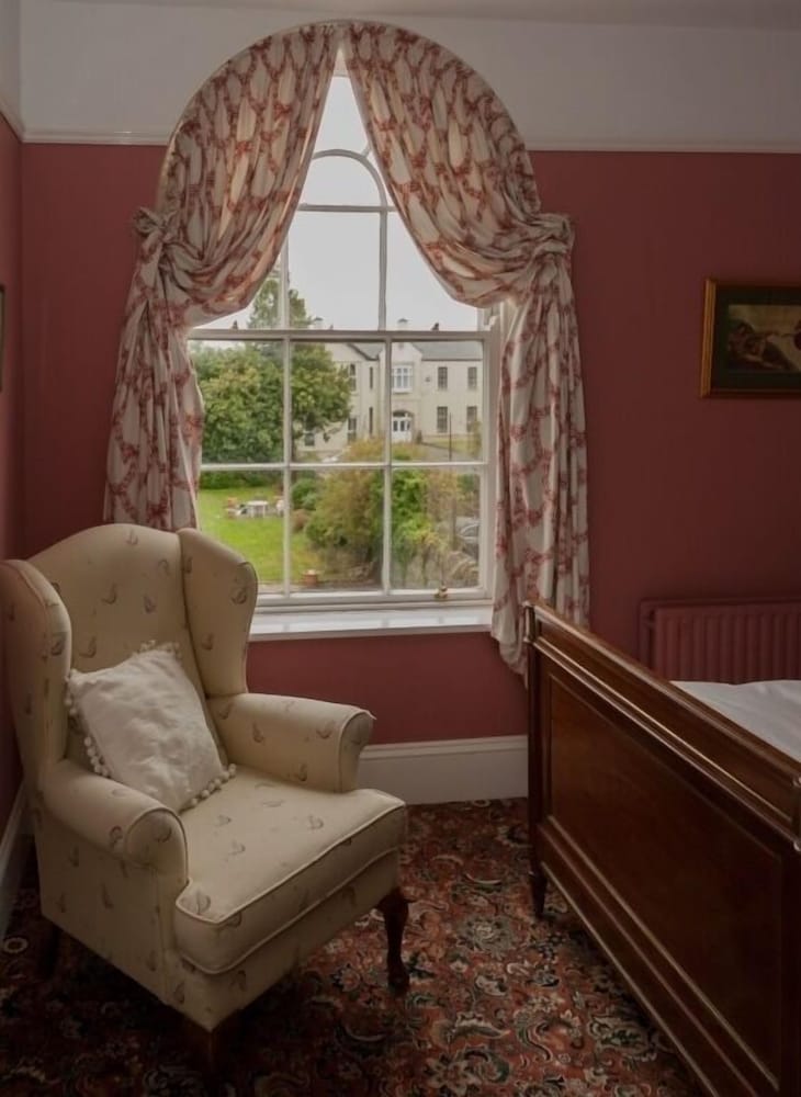 Twin Room, Ensuite photo 3
