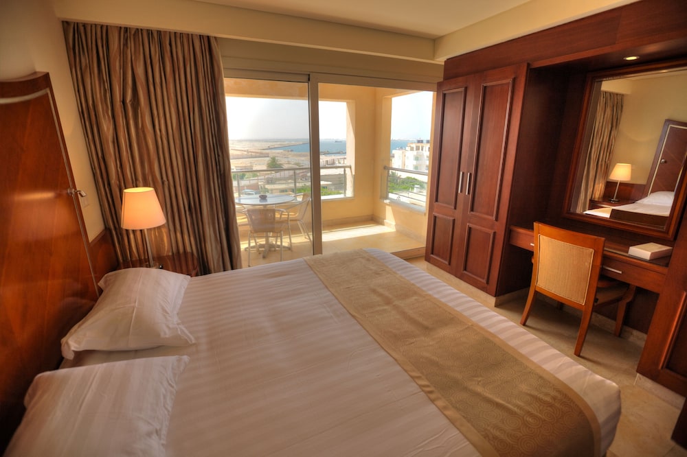 Suite, 2 Bedrooms photo 3