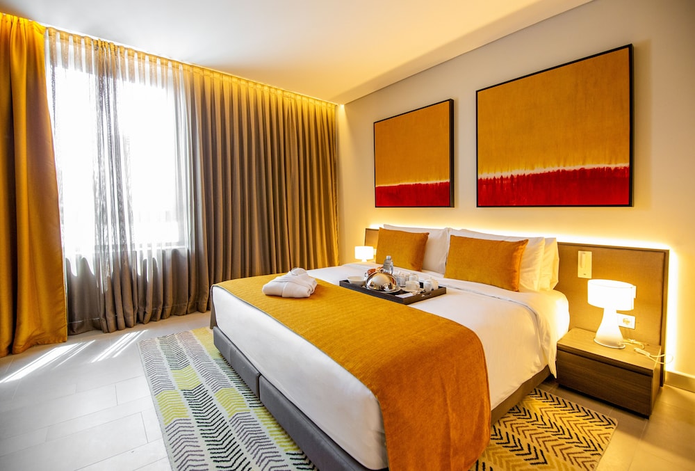 Executive Room, City View
