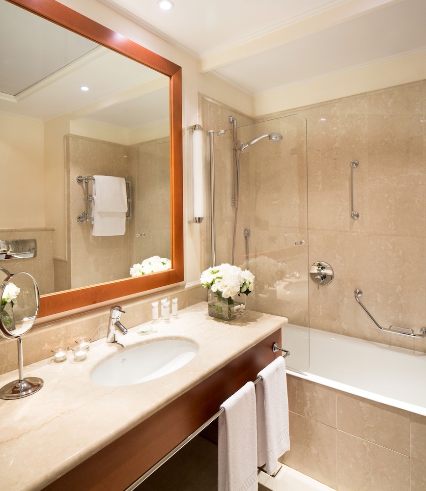 Deluxe Double Room - Photo 5