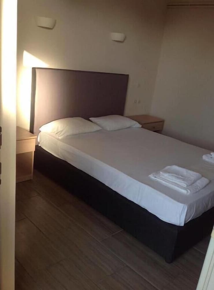 Basic Double Room, Garden View (102 2K) photo 2