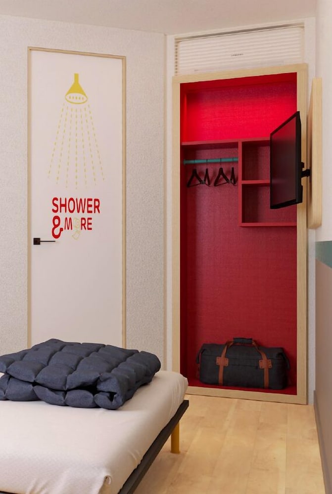 Standard Room, 1 Double Bed - Photo 11