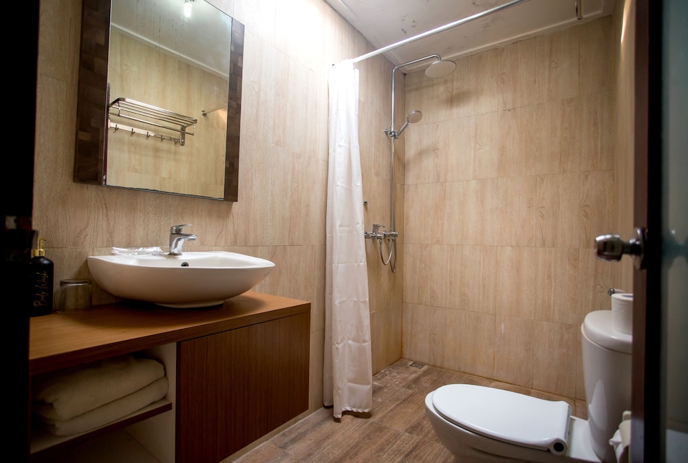 Deluxe Double Room - Photo 7