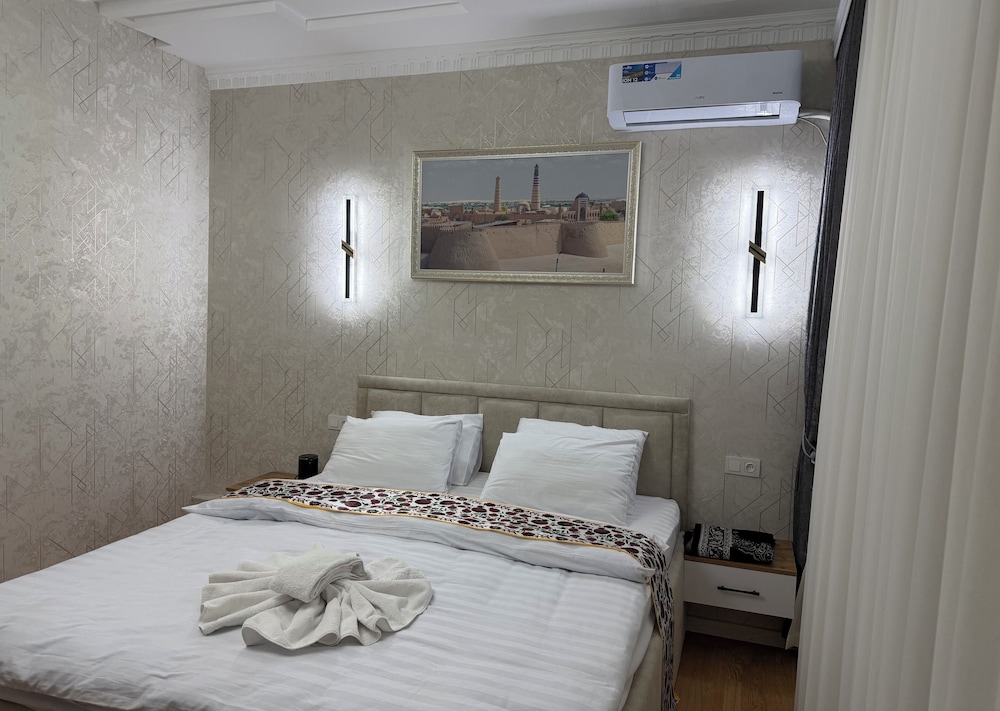 Deluxe Double or Twin Room