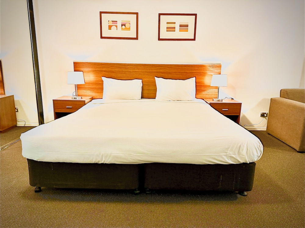 Deluxe Executive Studio Apartment (Limited HK) - Photo 7