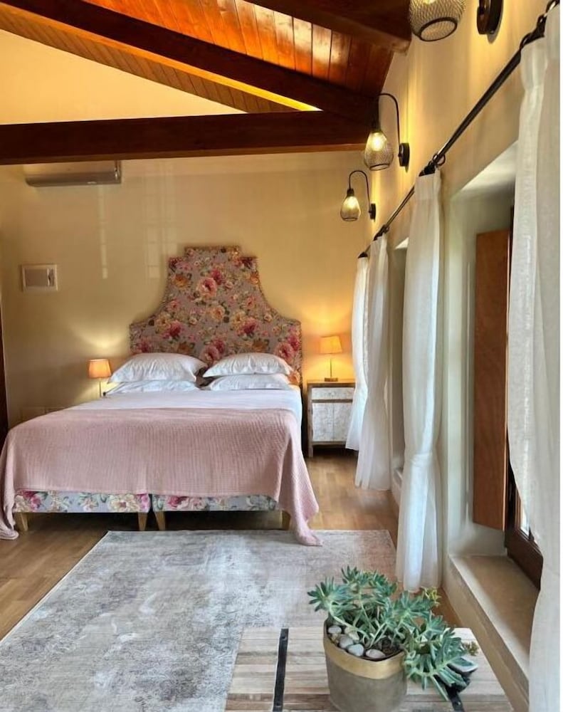 Classic Room, 1 Double Bed, Garden View photo 1