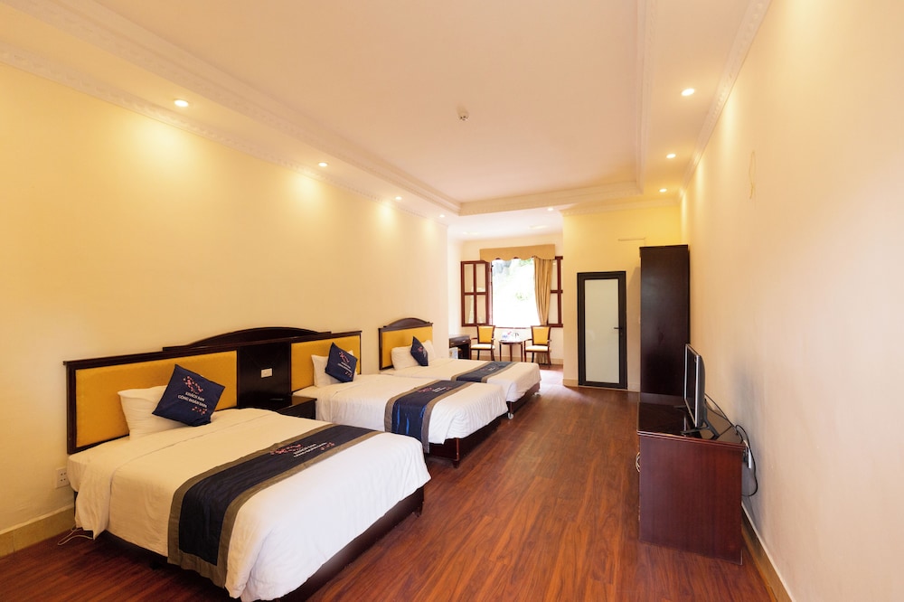 Standard Triple Room, Hill View