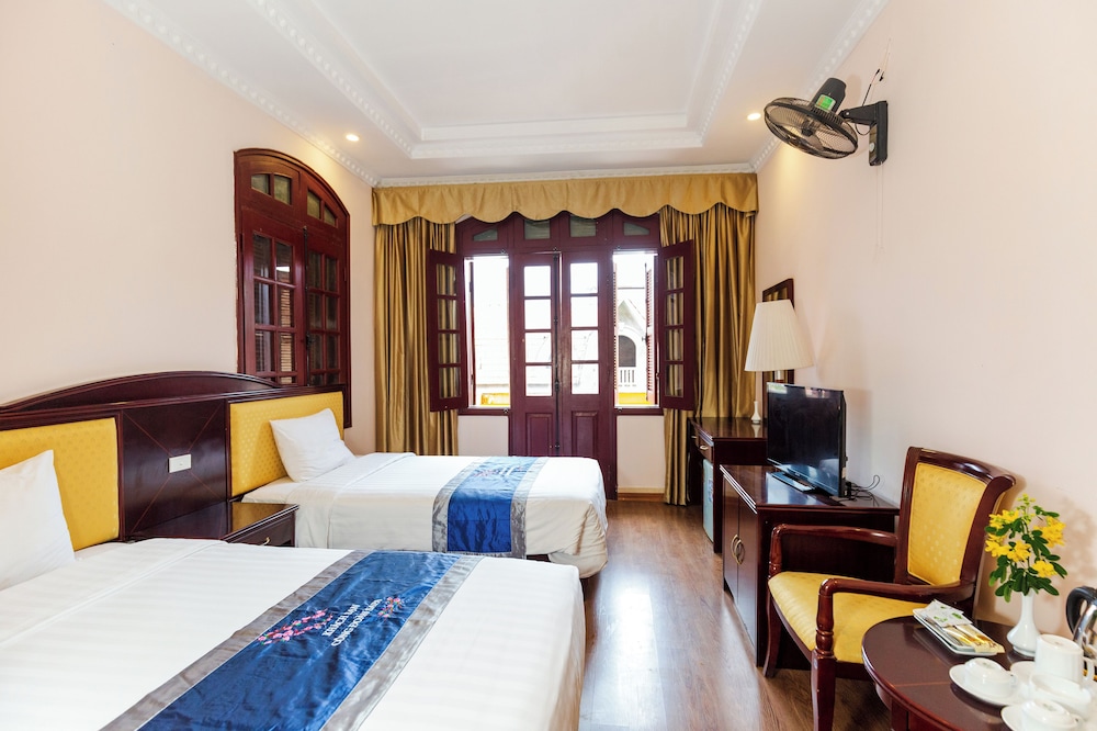 Standard Twin Room, Hill View
