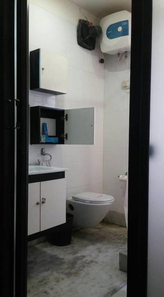 Executive Room - Photo 6