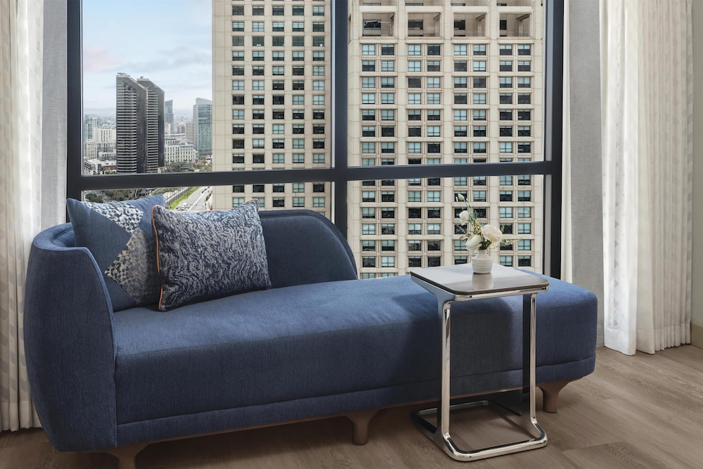 Deluxe Room, 2 Double Beds, City View - Photo 2