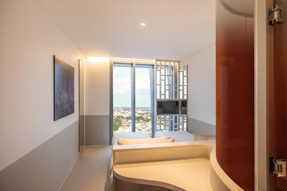 Room, 2 Twin Beds, City View - Photo 3