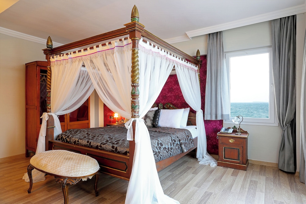 Suite, Sea View photo 2