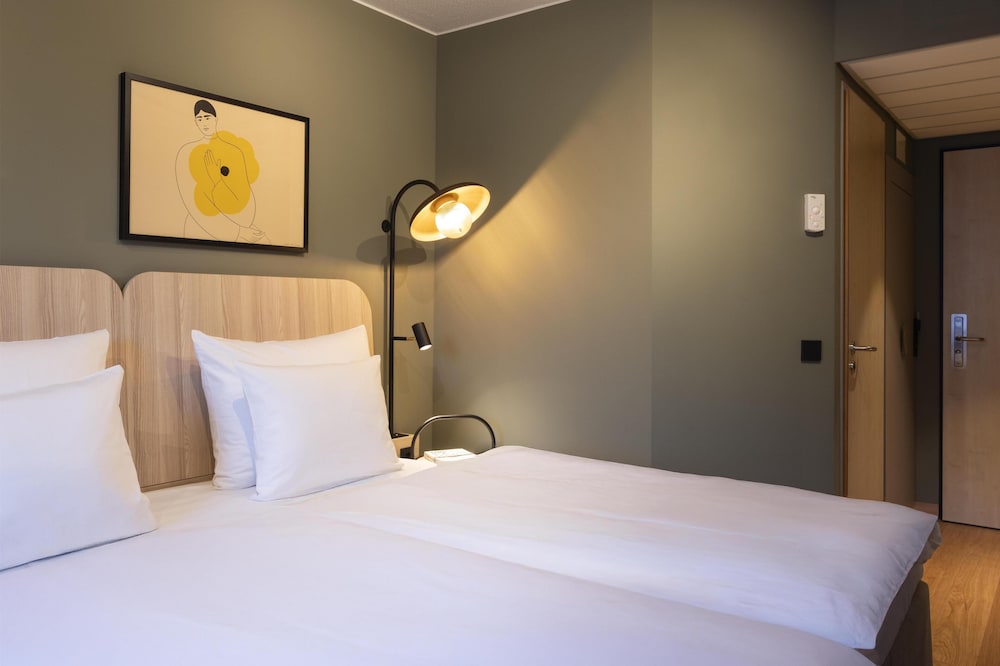 Standard Twin Room - Photo 3
