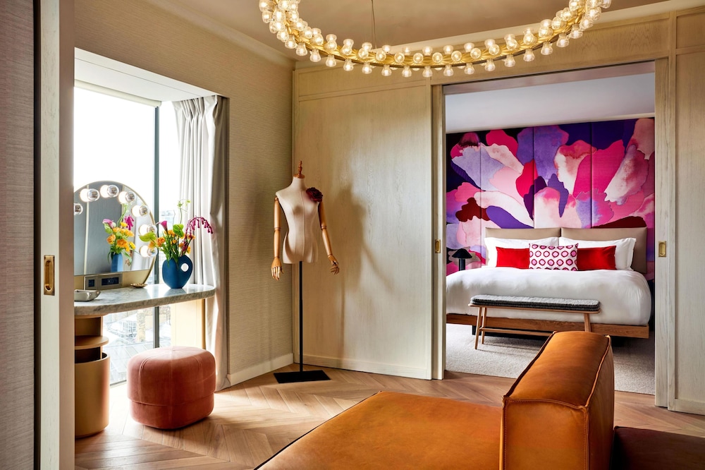 Suite, 1 King Bed (Botree)