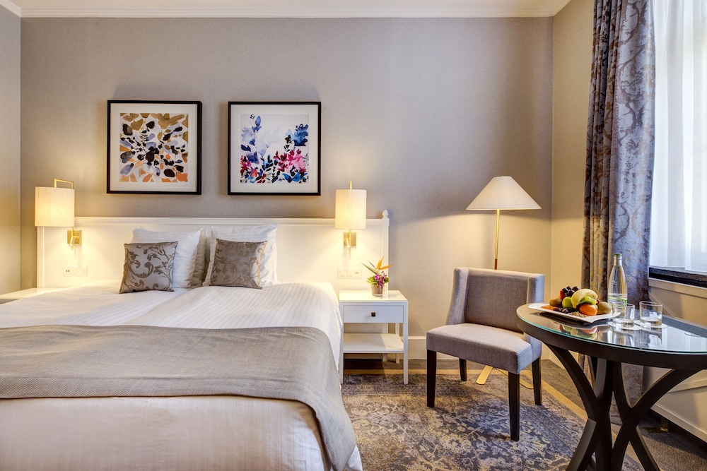 Deluxe Room, 1 Double Bed - Photo 1