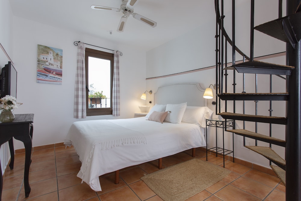 Dúplex Superior con baño privado (HAB. 8)